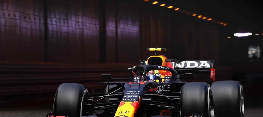 Red Bull esperará para confirmar si renueva o no a Checo Pérez