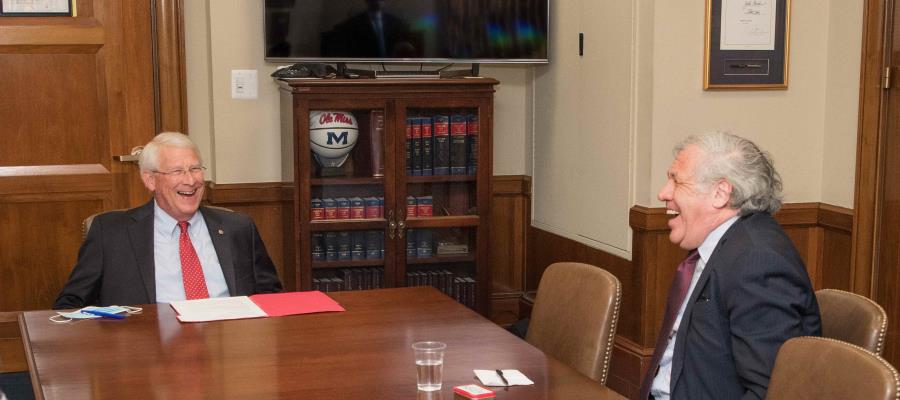 “Le deseo que ninguna obra más se le derrumbe”, responde secretario de la OEA a Ebrard