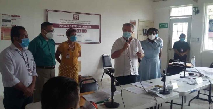 Avanza cómputo de la elección; morenistas reciben constancia de mayoría como diputados electos