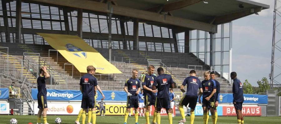 Suecia llama a seis refuerzos ante posible brote de COVID previo a la Eurocopa