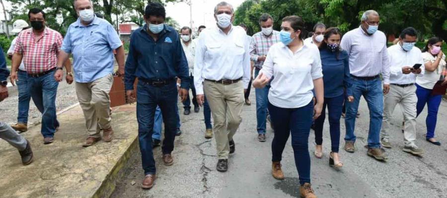 Supervisan desazolve de ríos y drenes en Teapa