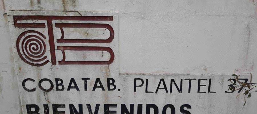 Reporta COBATAB deserción de 3 mil 600 alumnos en último semestre