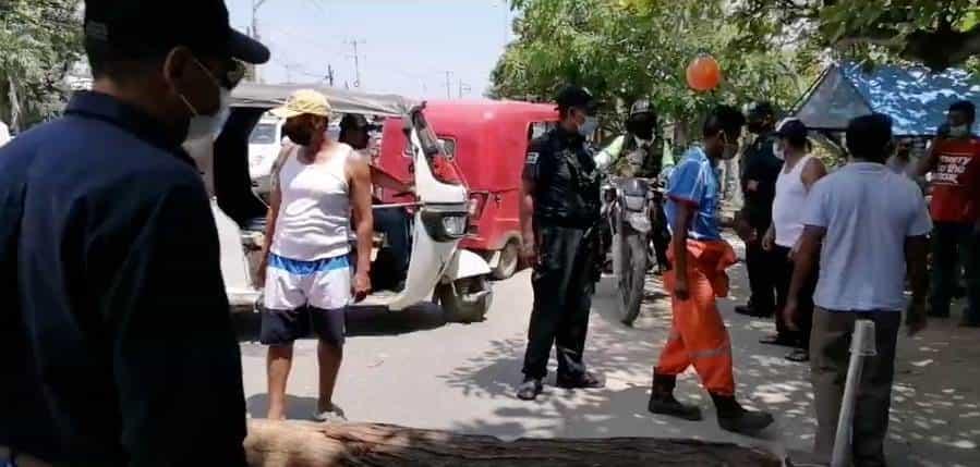 Por falta de agua potable, habitantes de Paraíso bloquean tres puntos de la carretera a El Bellote
