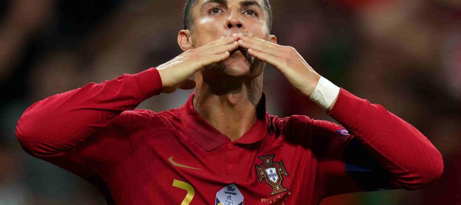 En pleno Mundial, Manchester United anuncia salida de Cristiano Ronaldo