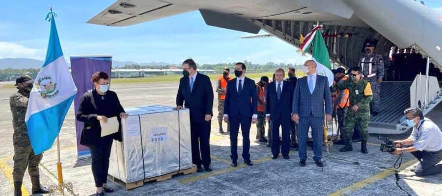 Vicente Fox critica donación de vacunas a países centroamericanos 