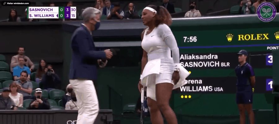 Entre llantos, Serena Williams abandona Wimbledon por lesión