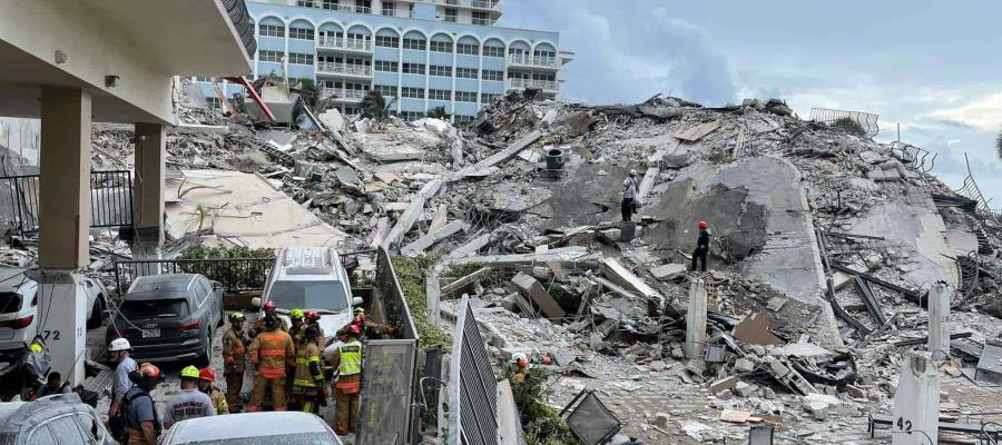 Hallan cuerpos de dos niños en sitio de derrumbe en Miami; suman 18 fallecidos Hallan cuerpos de dos niños en sitio de derrumbe en Miami; suman 18 fallecidos