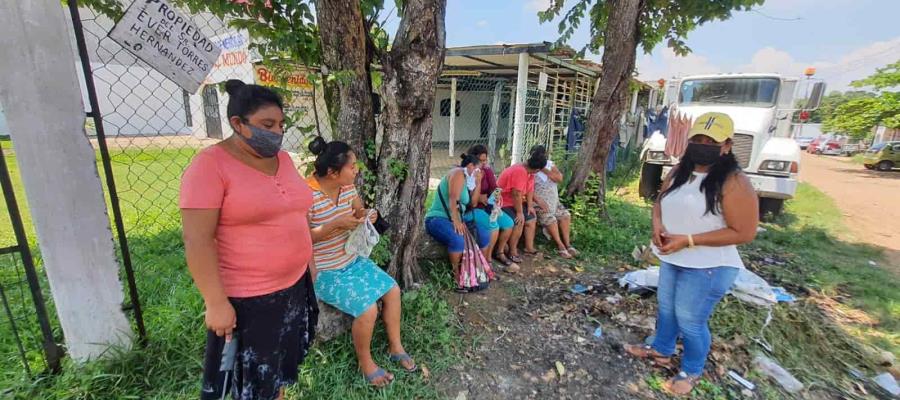Pobladores de colonia Revolución bloquean carretera a Jalapa ante escasez de agua Pobladores de colonia Revolución bloquean carretera a Jalapa ante escasez de agua