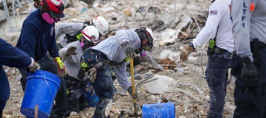 Sube a 36 el número de muertos por el derrumbe del edificio en Miami, Florida