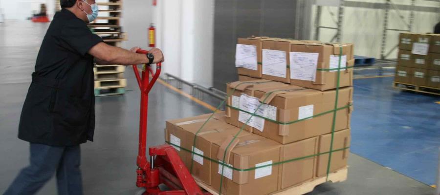 Cofepris libera dos nuevos lotes de vacuna AstraZeneca envasadas en México Cofepris libera dos nuevos lotes de vacuna AstraZeneca envasadas en México