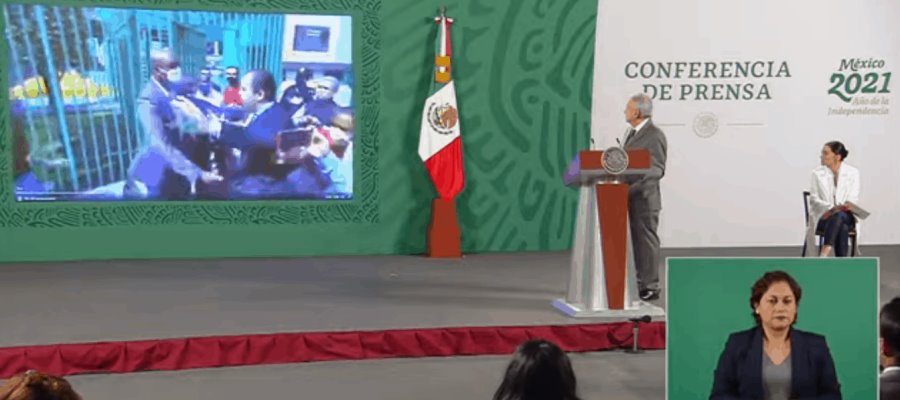 Exhibe AMLO al presidente de la CMDH por insultos “racistas” y “clasistas” en la Embajada de Cuba Exhibe AMLO al presidente de la CMDH por insultos “racistas” y “clasistas” en la Embajada de Cuba