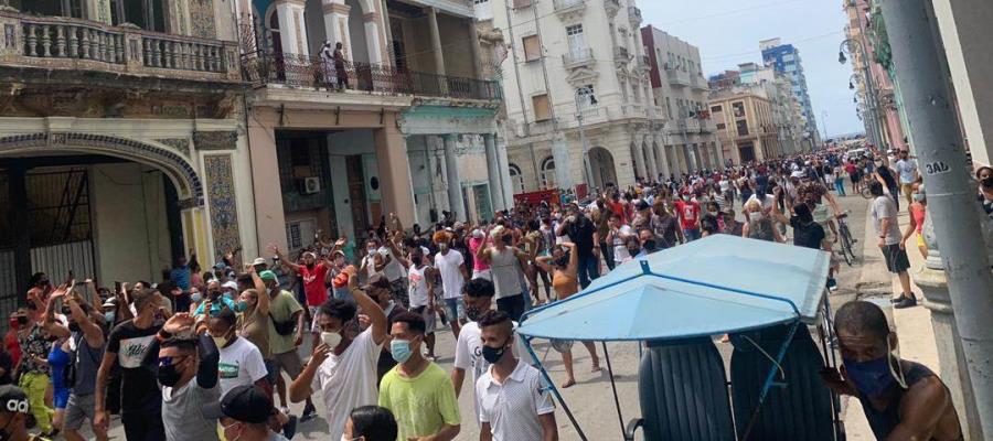 Bloquean internet en Cuba