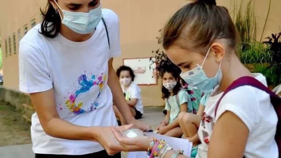 Colima regresará a semáforo amarillo ante incremento de contagios Colima regresará a semáforo amarillo ante incremento de contagios