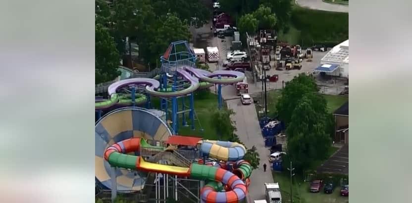 Derrame químico en parque acuático Six Flags en Texas envía al hospital a más de 60 personas Derrame químico en parque acuático Six Flags en Texas envía al hospital a más de 60 personas