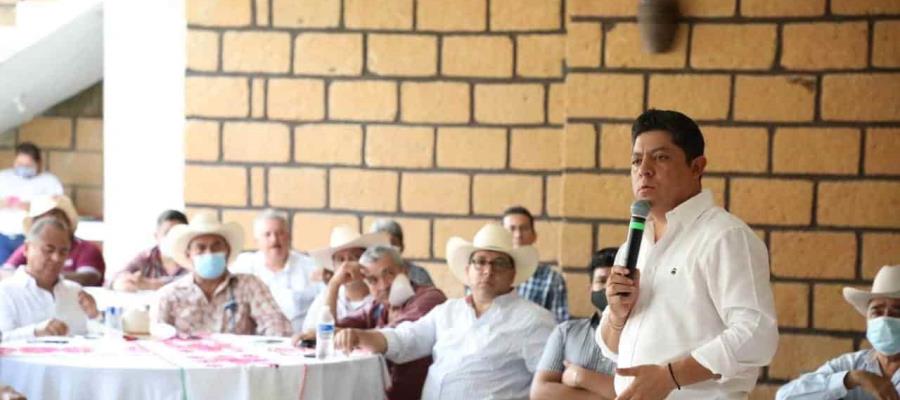 Señalamientos contra gobernador electo de SLP es “asunto político” dice AMLO Señalamientos contra gobernador electo de SLP es “asunto político” dice AMLO