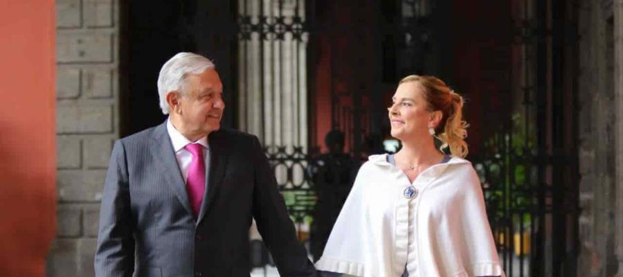 “Somos los maléficos”, dice Beatriz Gutiérrez Müller al publicar foto junto a AMLO tras revelarse caso Pegasus “Somos los maléficos”, dice Beatriz Gutiérrez Müller al publicar foto junto a AMLO tras revelarse caso Pegasus