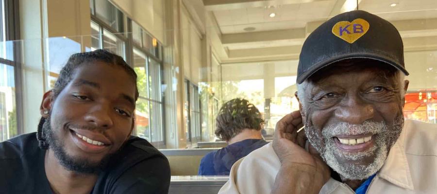 Bill Russell subastará sus trofeos, anillos y medallas de la NBA