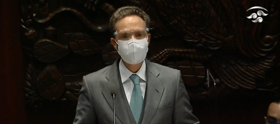 Propone Manuel Velasco reducción de tarifas eléctricas durante emergencias sanitarias o desastres