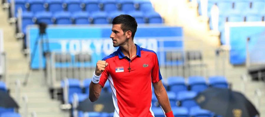Djokovic, Medvedev y Cilic avanzan a segunda ronda en Tokio