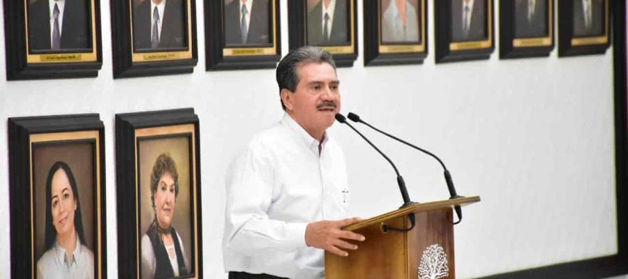 Reportan al alcalde Evaristo Hernández en recuperación en su casa