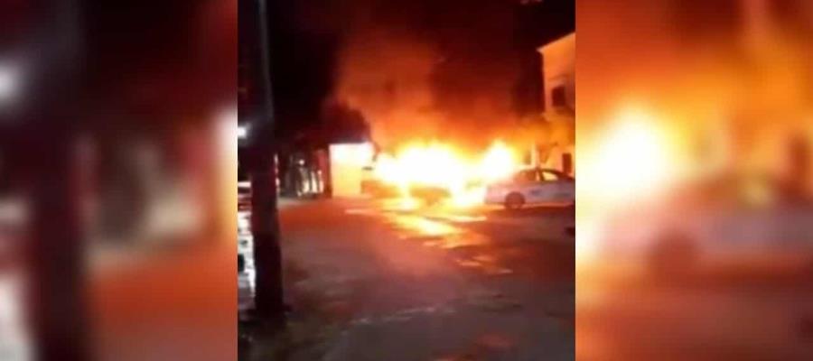 Queman patrullas afuera de ayuntamiento de Comalapa, Chiapas