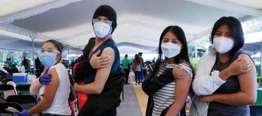 Pide gobierno de CDMX a jóvenes respetar orden y sedes para vacunarse Pide gobierno de CDMX a jóvenes respetar orden y sedes para vacunarse