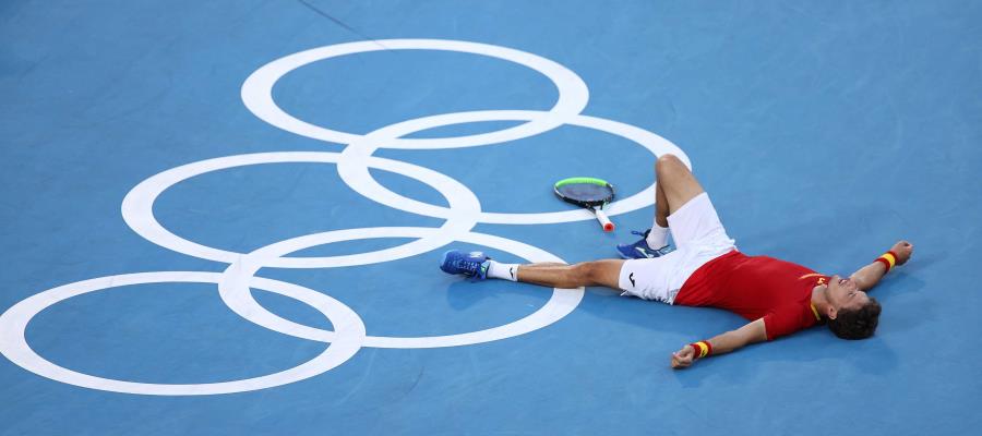 Pablo Carreño gana el bronce en Tokio 2020 al derrotar a Djokovic Pablo Carreño gana el bronce en Tokio 2020 al derrotar a Djokovic