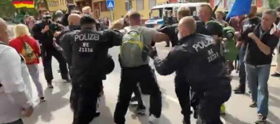 500 detenidos en Alemania tras protestas por medidas anticovid 500 detenidos en Alemania tras protestas por medidas anticovid
