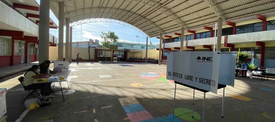 AMLO acusa al INE de simular la difusión de la Consulta Popular