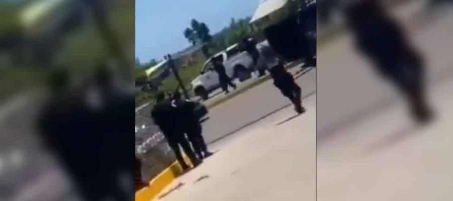 En Sinaloa... policías estatales se enfrentan con los chapitos