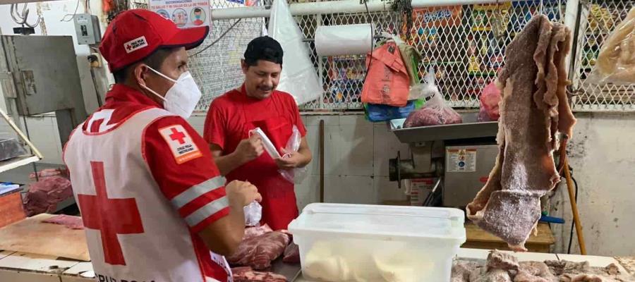 Realiza Cruz Roja campaña sobre uso del cubrebocas en el centro de Villahermosa
