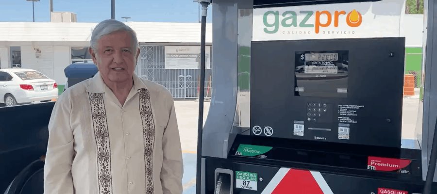 Presume AMLO precio de gasolina magna a 15 pesos… en la frontera norte