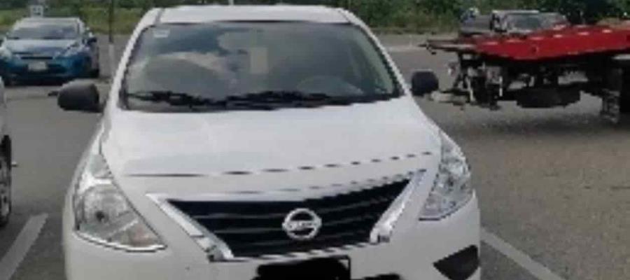 Recupera policía dos vehículos con reporte de robo en Plazas de Villahermosa