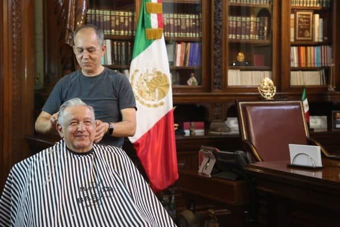 “Solo mi peluquero me toma el pelo”: AMLO “Solo mi peluquero me toma el pelo”: AMLO