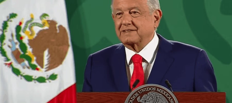 Llama AMLO a la población de Veracruz -y cuatro estados más- a buscar refugio ante la entrada del huracán “Grace”