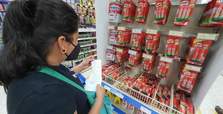 Recuperan papelerías hasta 40 por ciento ventas de útiles escolares