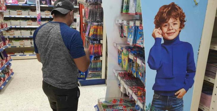 Recuperan papelerías hasta 40 por ciento ventas de útiles escolares