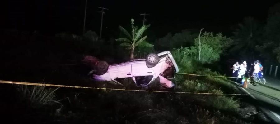 Automovilista sale del camino y fallece en la Frontera-Villahermosa