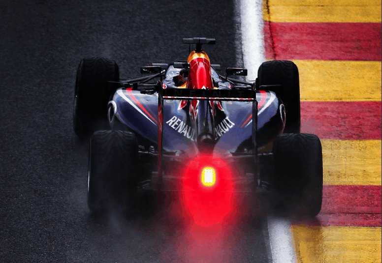 Red Bull, con dificultades para terminar el campeonato tras choques de Mercedes