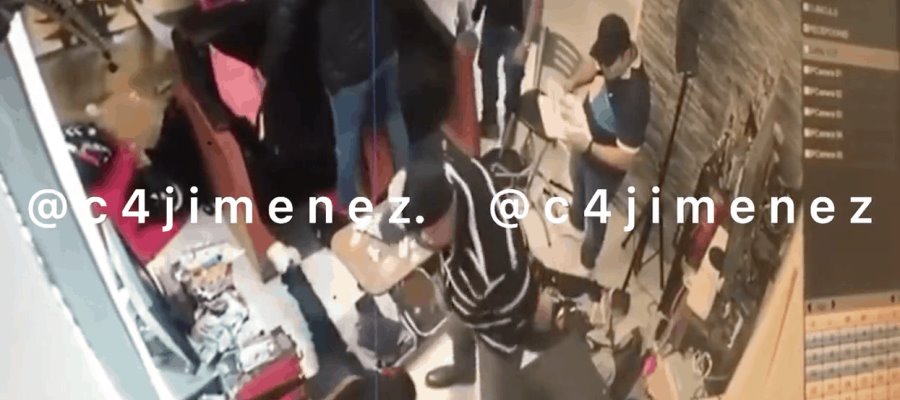 Graban robo de cocaína cometido por presuntos agentes de la FGR en almacén de CDMX