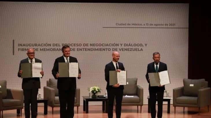 Anuncian acuerdos parciales entre gobierno y oposición venezolana tras diálogo en México 