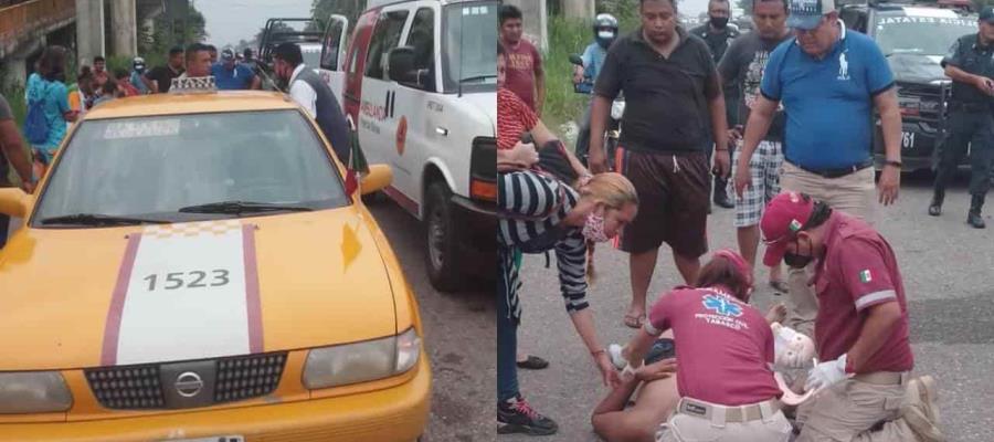 Motociclista choca contra taxi en la Teapa-Villahermosa Motociclista choca contra taxi en la Teapa-Villahermosa