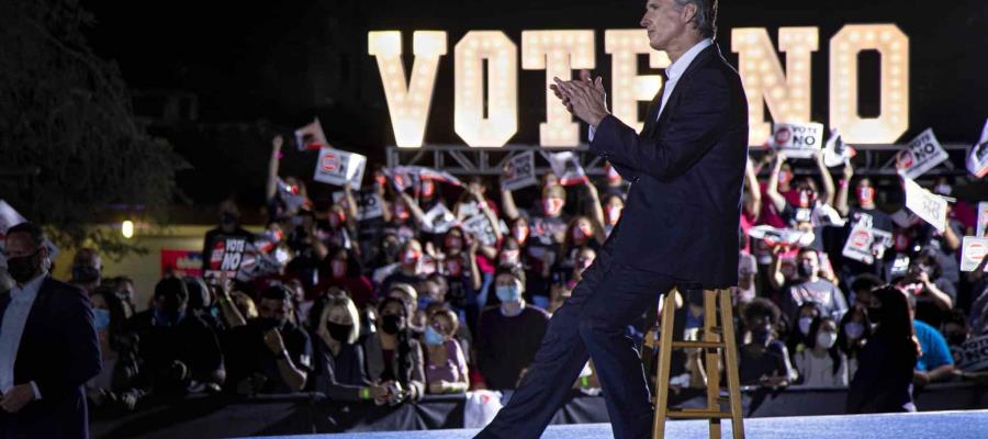 Californianos votan a favor de su gobernador Gavin Newsom en la Revocación de Mandato