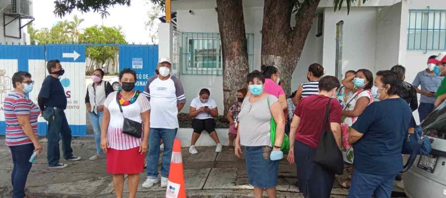 Habitantes de Carrizal protestan ante SAS por falta de agua potable y drenaje
