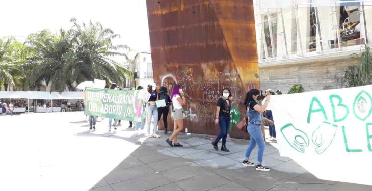 Exigen colectivos feministas despenalización del aborto en Tabasco