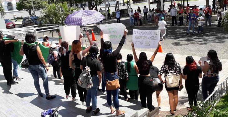 Exigen colectivos feministas despenalización del aborto en Tabasco