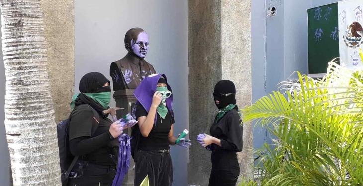 Exigen colectivos feministas despenalización del aborto en Tabasco