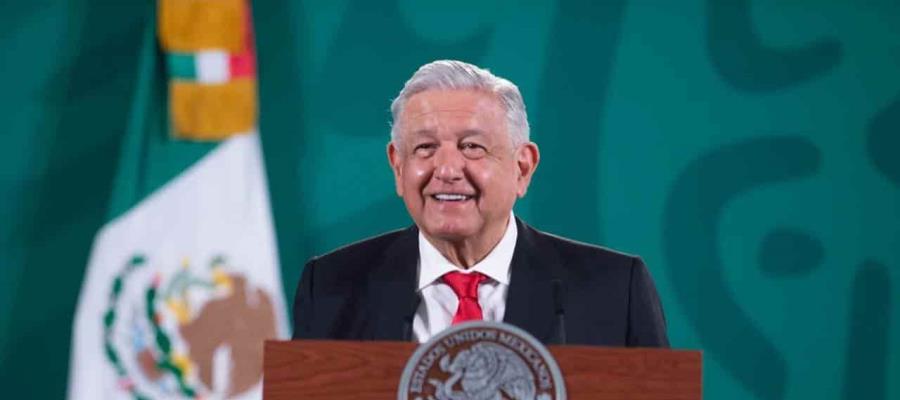 Dice López Obrador que publicará libro en 2027 y no tendrá redes sociales en su retiro Dice López Obrador que publicará libro en 2027 y no tendrá redes sociales en su retiro