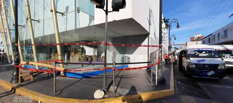 Vigilará PC que administración del Centro Cultural Villahermosa revise condiciones de paredes de cristal, tras el colapso de una de ellas