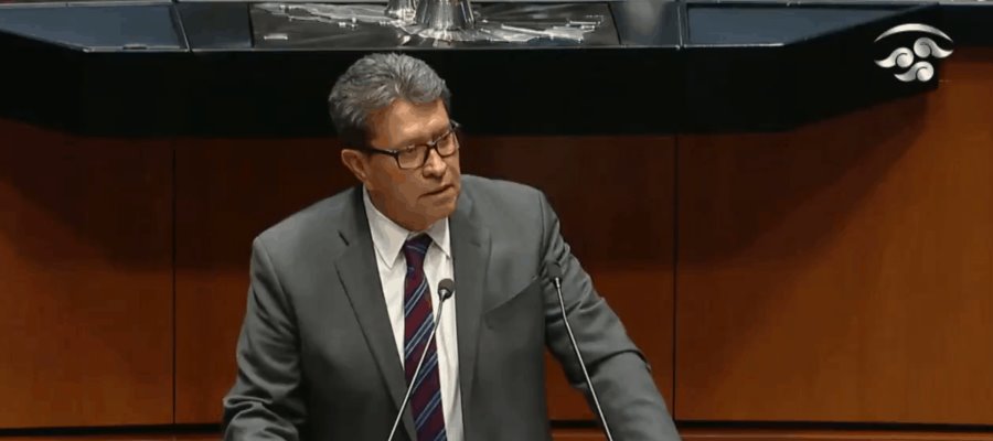 Llama Monreal a respetar decisión de AMLO de no acudir al Senado